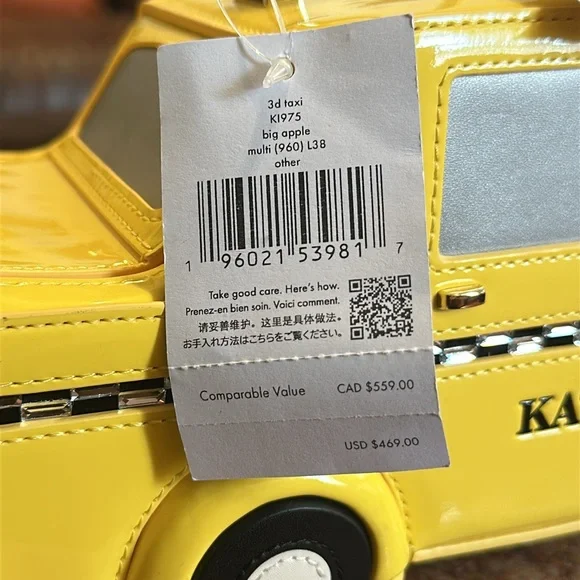 Kate Spade Taxi Cab Handbag w/dust cover - Picture 16 of 16